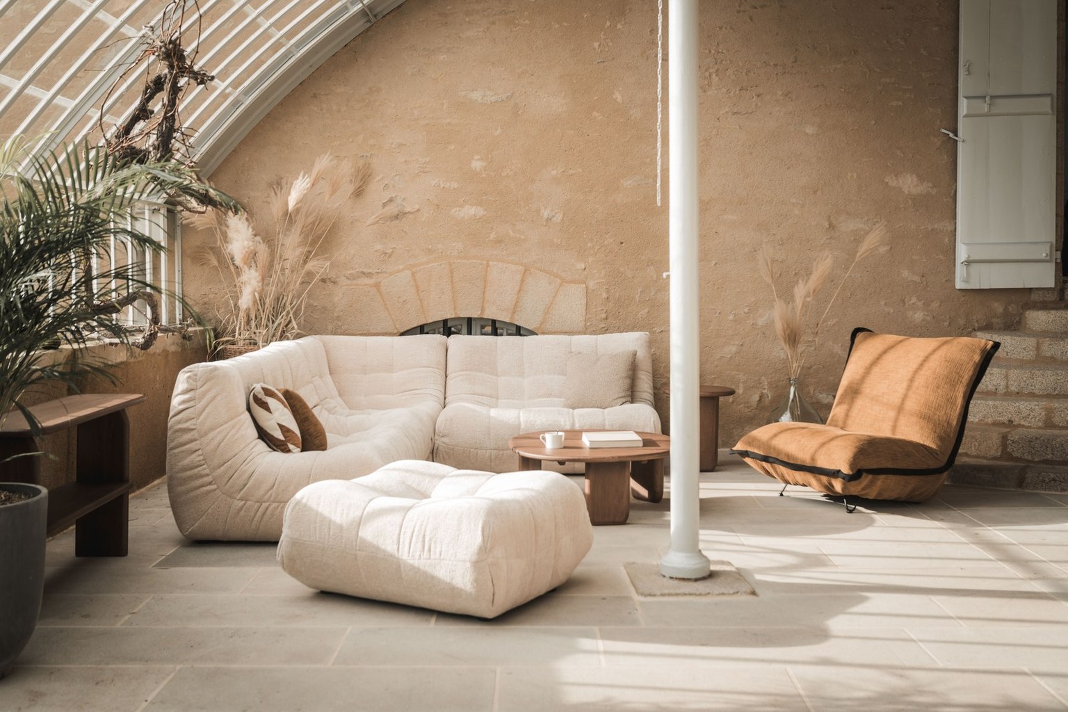 Canape design — 6 Bis.